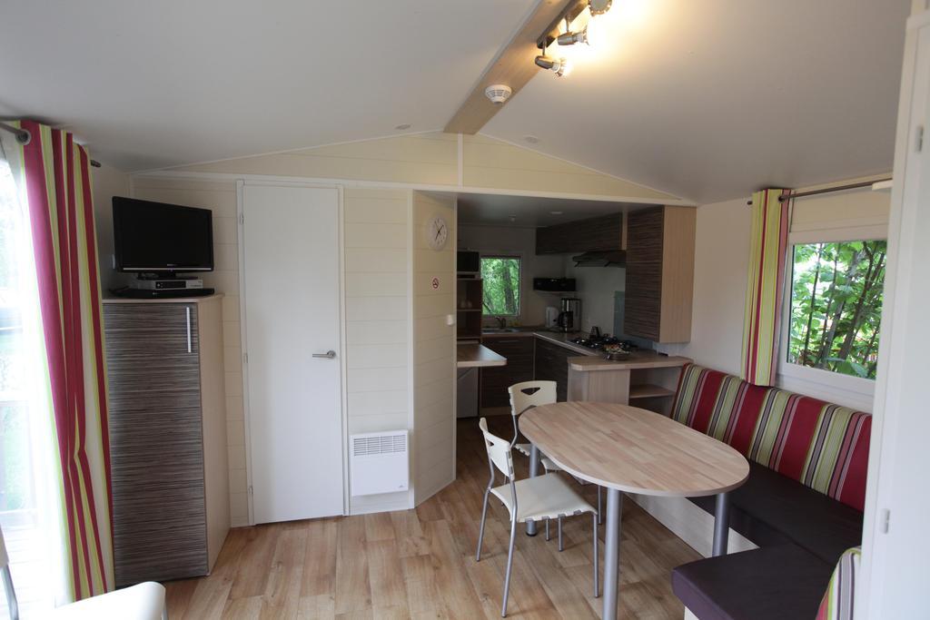 ホテルCamping Oase Praha Zlatníky 部屋 写真